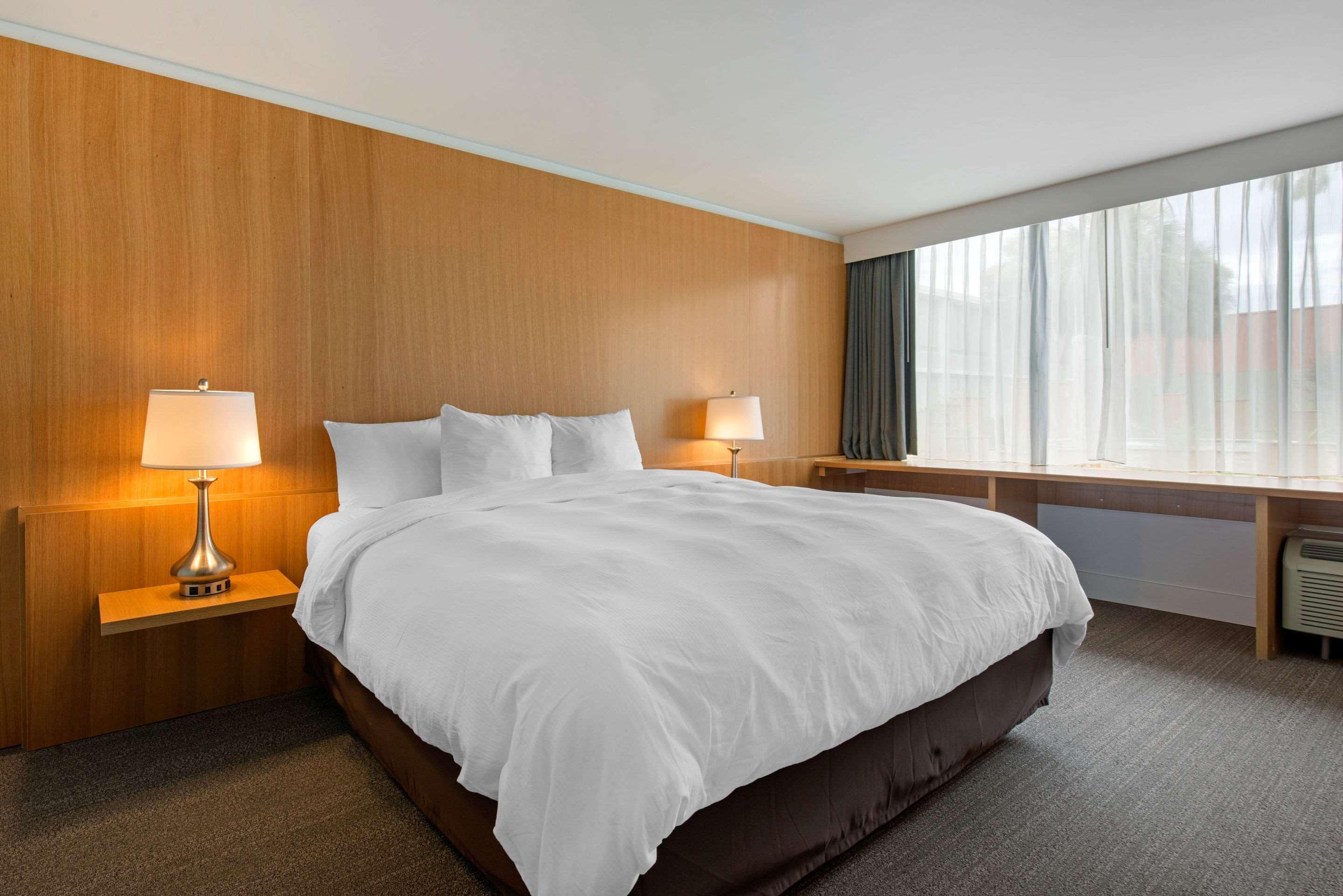 The West Wing Boutique Hotel Tampa Exterior photo